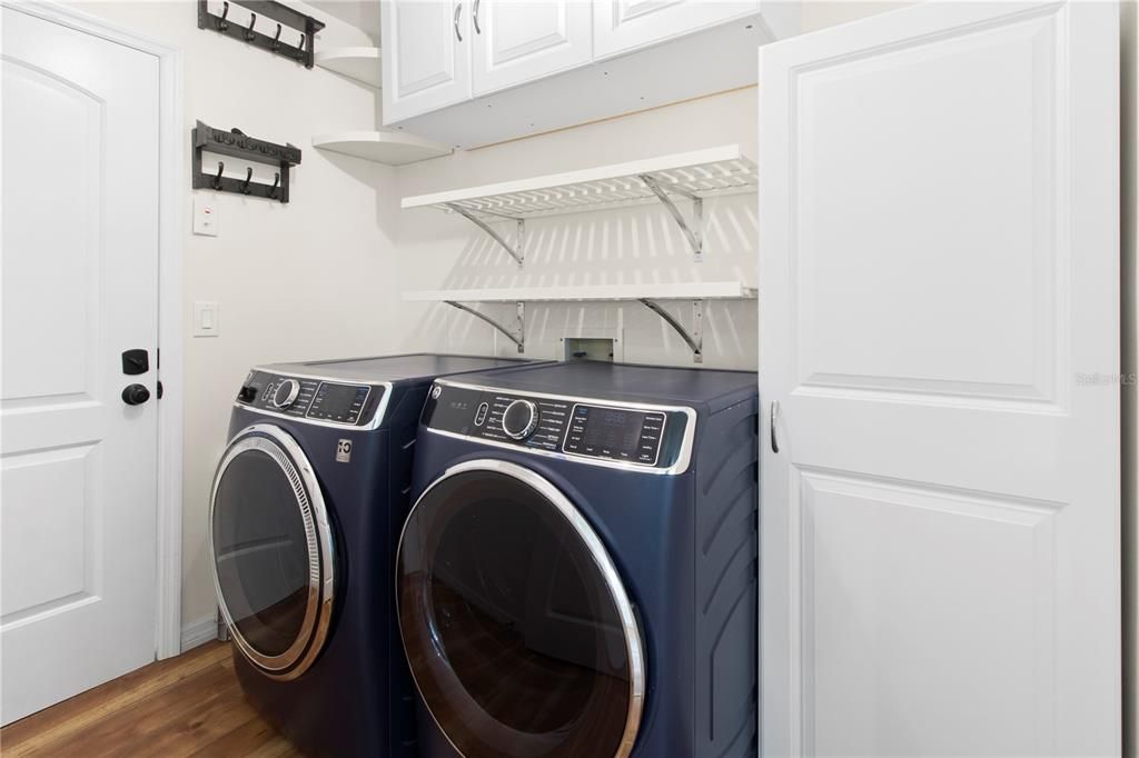 For Sale: $490,000 (3 beds, 2 baths, 1494 Square Feet)