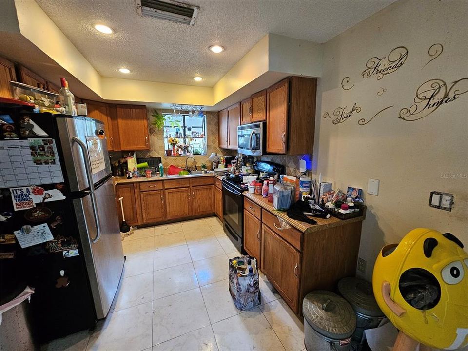 En Venta: $339,000 (4 camas, 2 baños, 1481 Pies cuadrados)