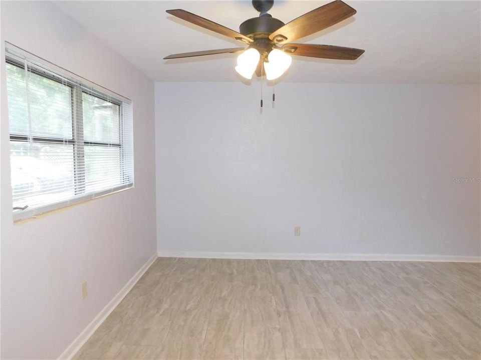 For Rent: $1,195 (2 beds, 1 baths, 767 Square Feet)