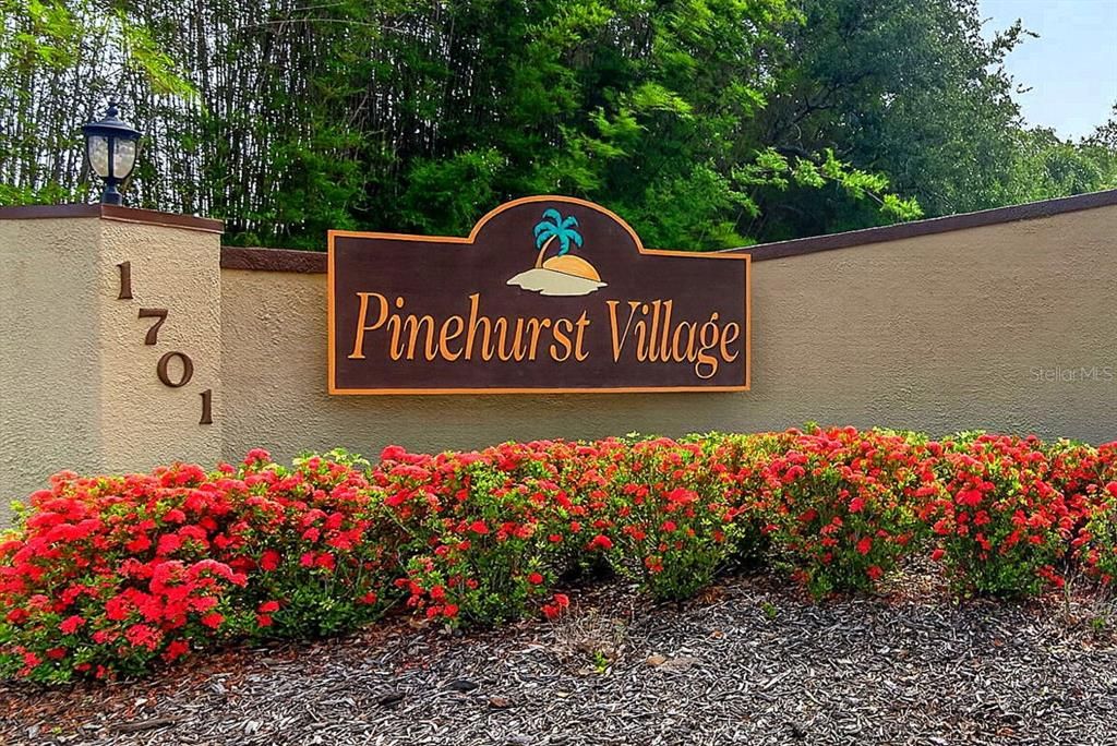 For Sale: $164,900 (2 beds, 1 baths, 875 Square Feet)