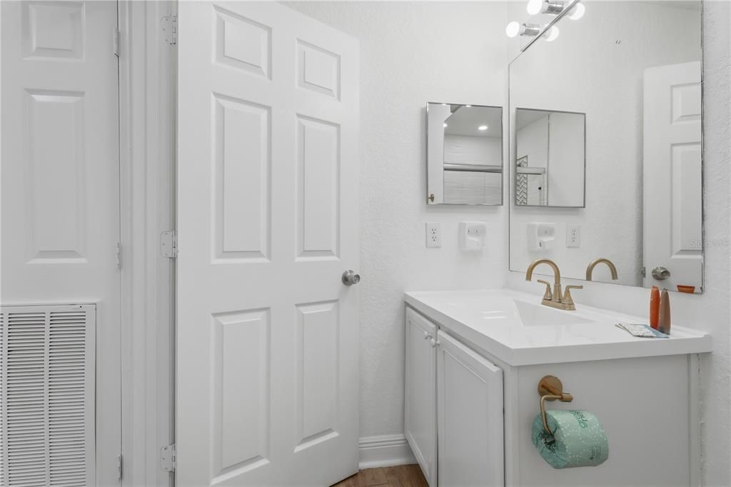For Sale: $249,990 (3 beds, 2 baths, 1490 Square Feet)