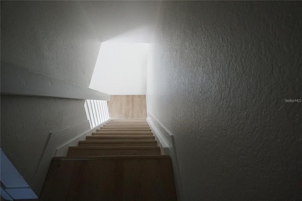 For Rent: $1,950 (2 beds, 2 baths, 1120 Square Feet)