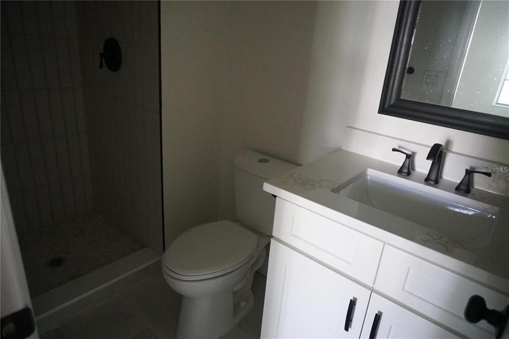 For Rent: $1,950 (2 beds, 2 baths, 1120 Square Feet)