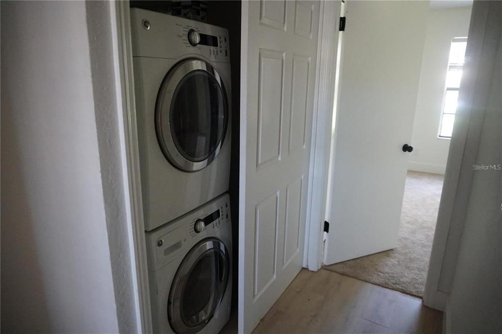 For Rent: $1,950 (2 beds, 2 baths, 1120 Square Feet)