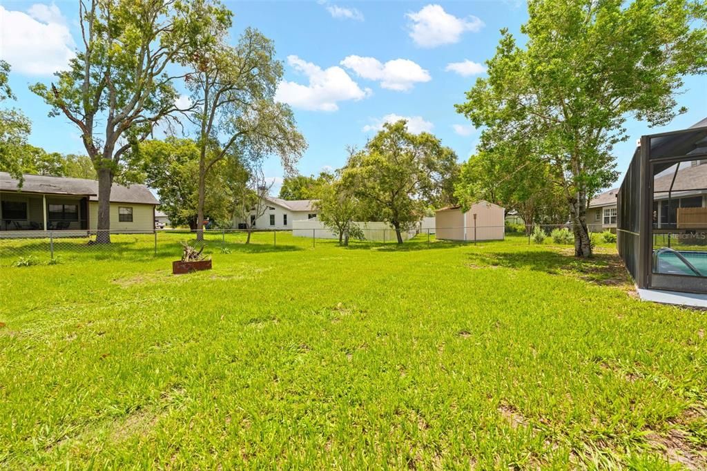 En Venta: $410,000 (4 camas, 2 baños, 2138 Pies cuadrados)
