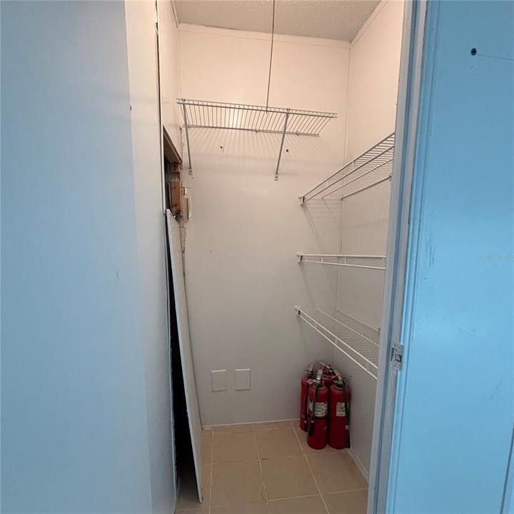 En Venta: $275,000 (3 camas, 2 baños, 1690 Pies cuadrados)
