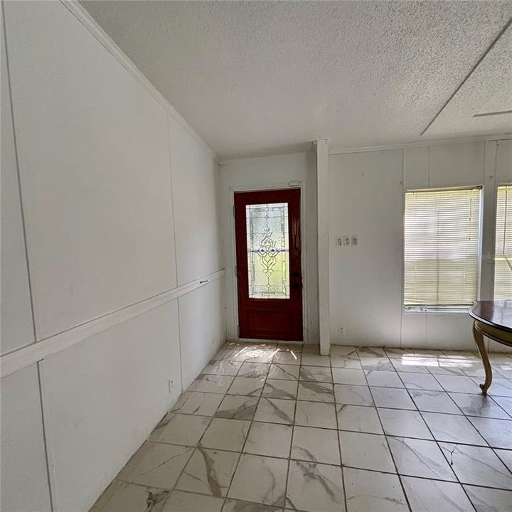 En Venta: $275,000 (3 camas, 2 baños, 1690 Pies cuadrados)