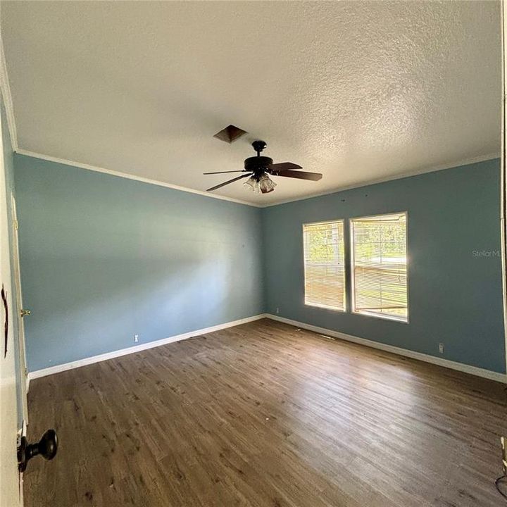 En Venta: $275,000 (3 camas, 2 baños, 1690 Pies cuadrados)