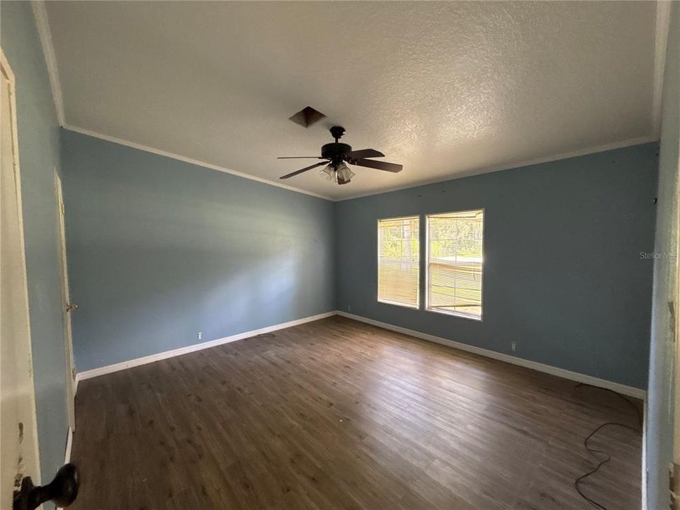 En Venta: $275,000 (3 camas, 2 baños, 1690 Pies cuadrados)