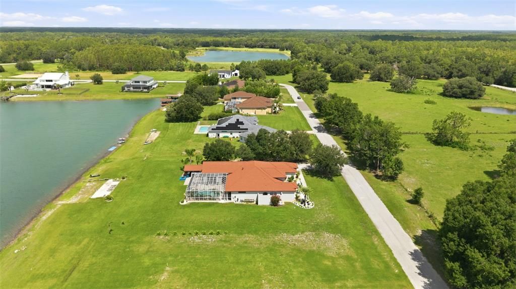 En Venta: $1,299,999 (4 camas, 3 baños, 3359 Pies cuadrados)