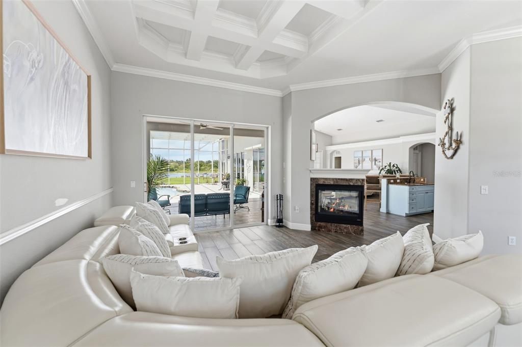 En Venta: $1,299,999 (4 camas, 3 baños, 3359 Pies cuadrados)