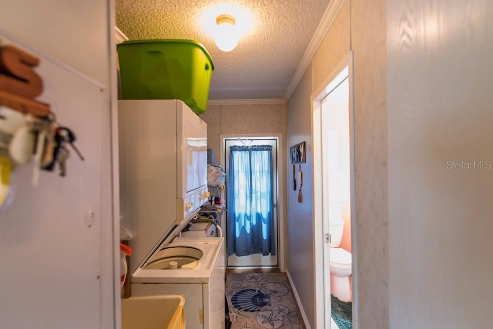 На продажу: $200,000 (3 спален, 2 ванн, 1188 Квадратных фут)