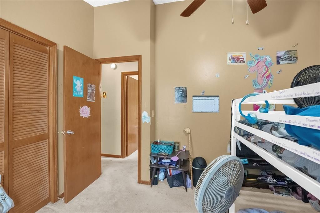 En Venta: $335,000 (3 camas, 2 baños, 1467 Pies cuadrados)