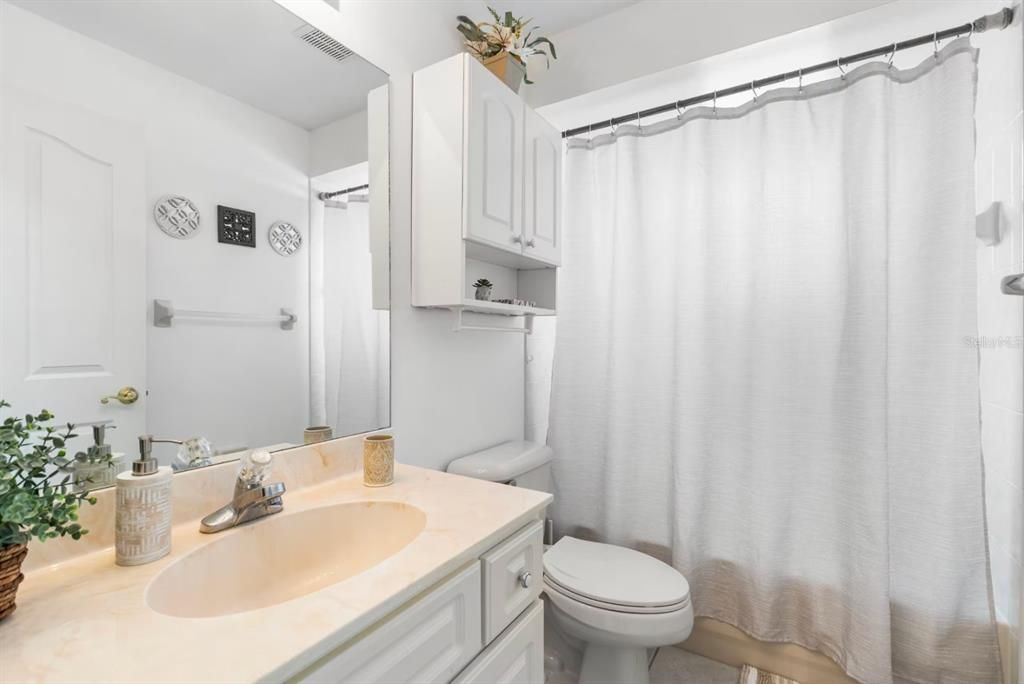 В аренду: $2,200 (3 спален, 2 ванн, 2031 Квадратных фут)
