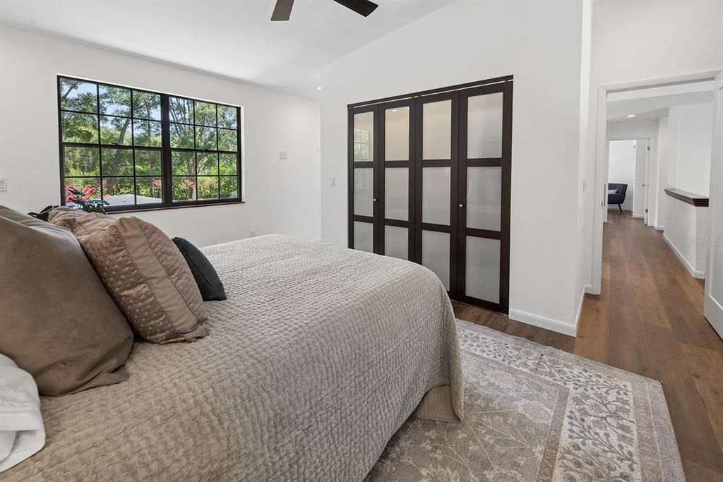 En Venta: $725,000 (5 camas, 4 baños, 2308 Pies cuadrados)