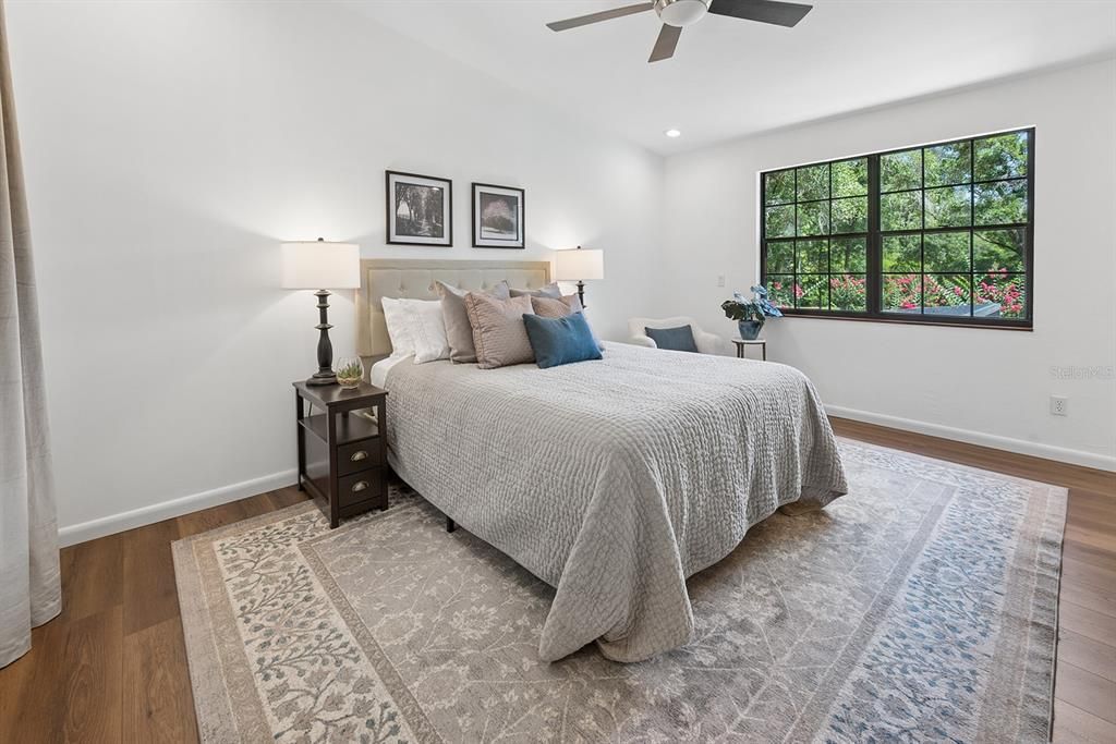 En Venta: $725,000 (5 camas, 4 baños, 2308 Pies cuadrados)