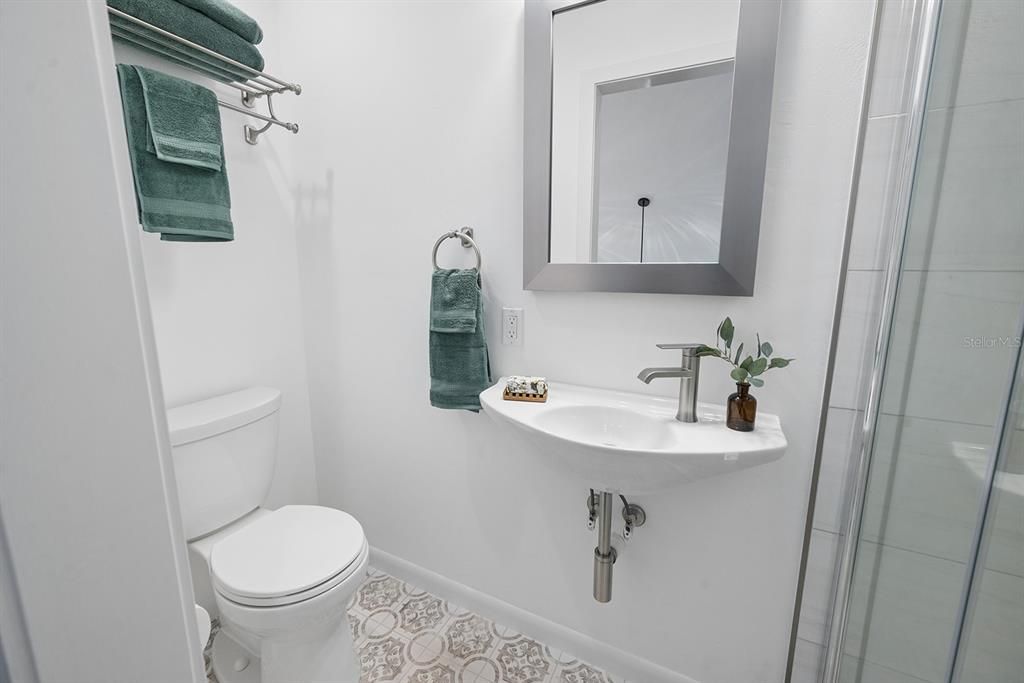 En Venta: $725,000 (5 camas, 4 baños, 2308 Pies cuadrados)