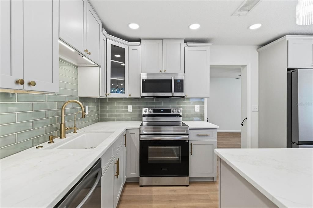 En Venta: $320,000 (3 camas, 2 baños, 1476 Pies cuadrados)