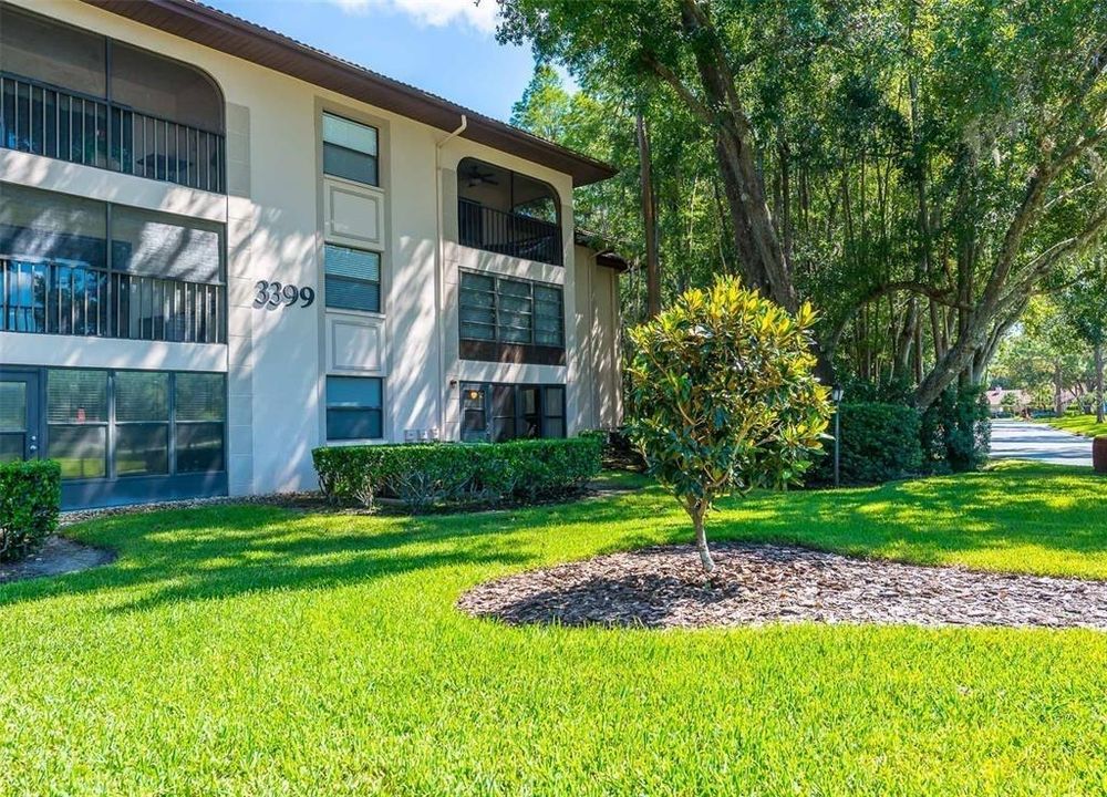 For Rent: $1,800 (2 beds, 2 baths, 1070 Square Feet)