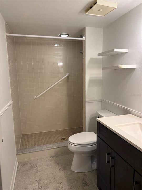 For Rent: $1,800 (2 beds, 2 baths, 1070 Square Feet)