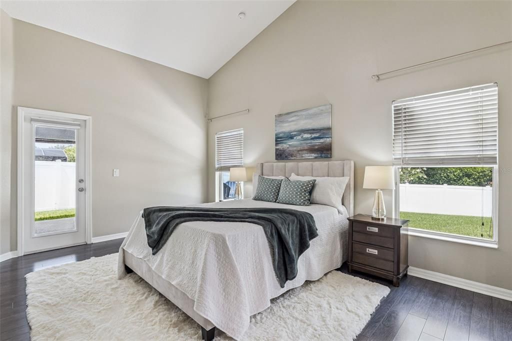 : $425,000 (3 спален, 2 ванн, 1806 Квадратных фут)
