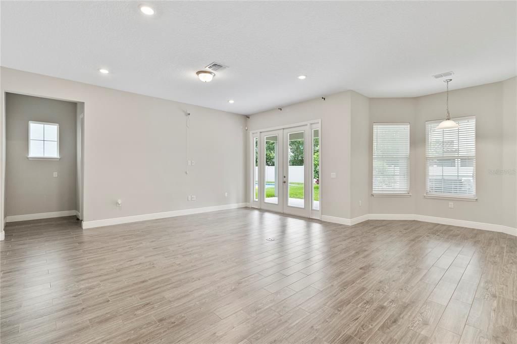 В аренду: $4,750 (4 спален, 3 ванн, 3144 Квадратных фут)