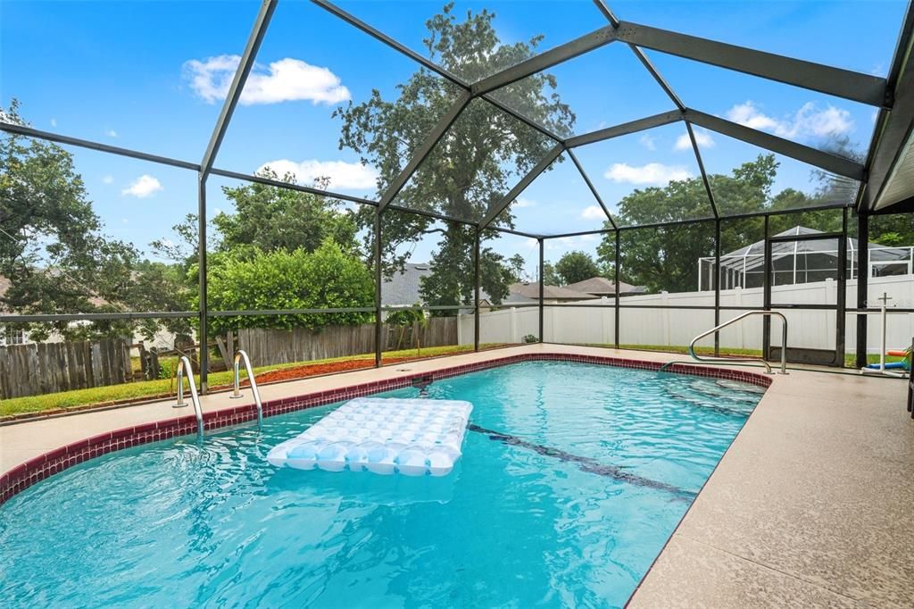 Active With Contract: $375,000 (3 beds, 2 baths, 1755 Square Feet)