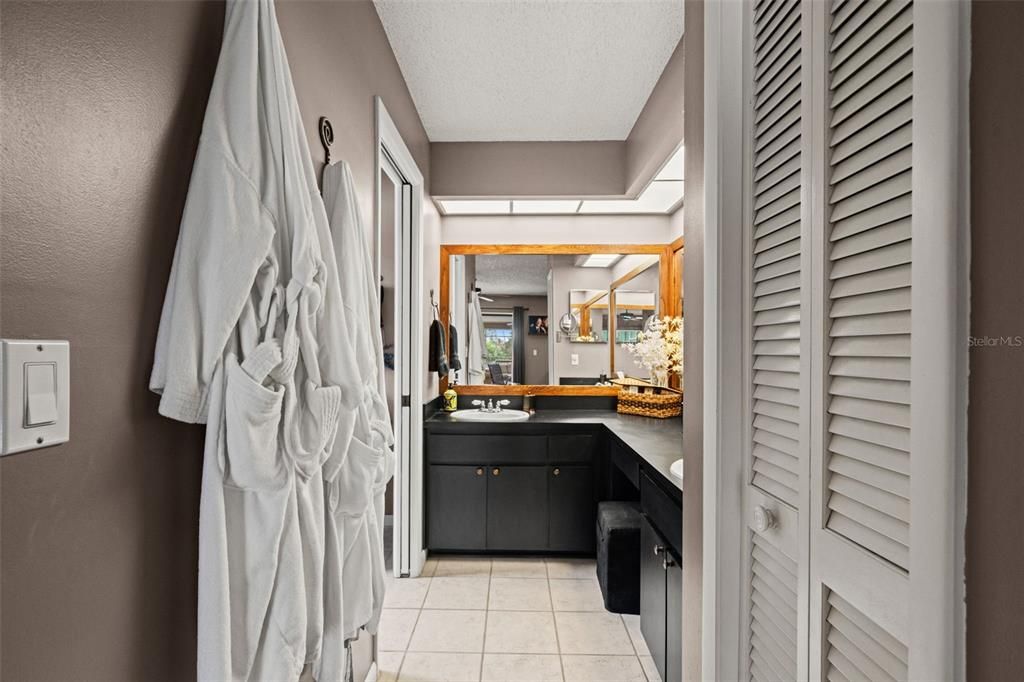 Active With Contract: $375,000 (3 beds, 2 baths, 1755 Square Feet)
