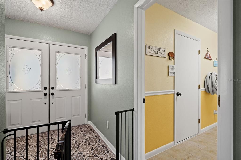 Active With Contract: $375,000 (3 beds, 2 baths, 1755 Square Feet)