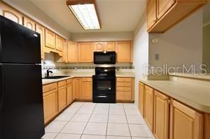 В аренду: $2,400 (4 спален, 2 ванн, 1750 Квадратных фут)