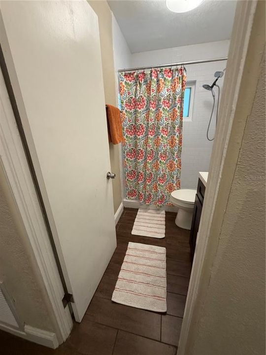 For Rent: $2,000 (2 beds, 1 baths, 2055 Square Feet)