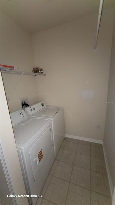 В аренду: $1,600 (1 спален, 1 ванн, 942 Квадратных фут)