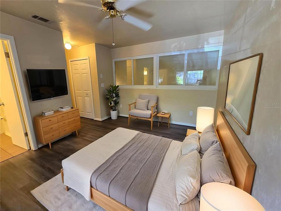 For Sale: $164,000 (2 beds, 2 baths, 1106 Square Feet)