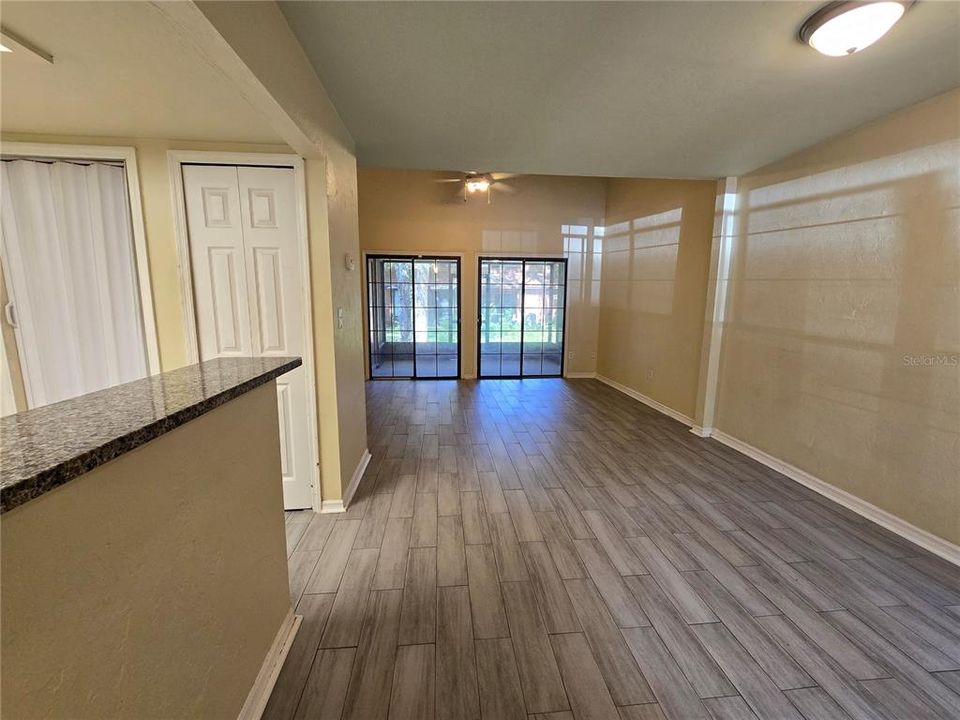 For Sale: $164,000 (2 beds, 2 baths, 1106 Square Feet)