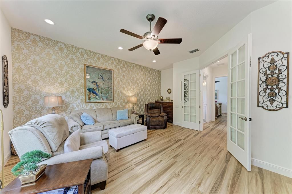 For Sale: $849,000 (3 beds, 3 baths, 3343 Square Feet)