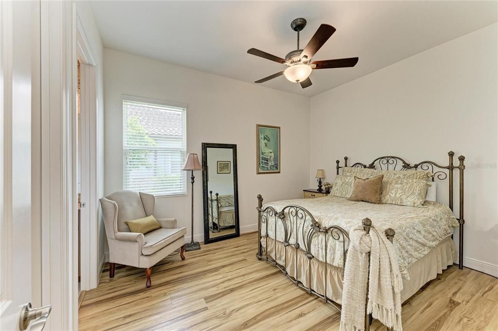 For Sale: $849,000 (3 beds, 3 baths, 3343 Square Feet)
