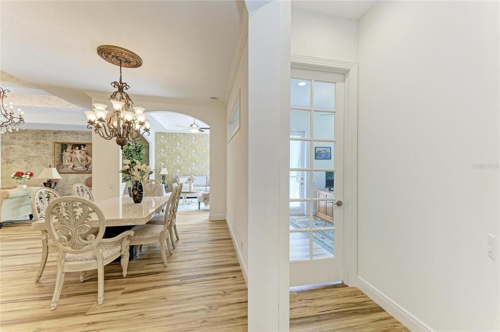 For Sale: $849,000 (3 beds, 3 baths, 3343 Square Feet)