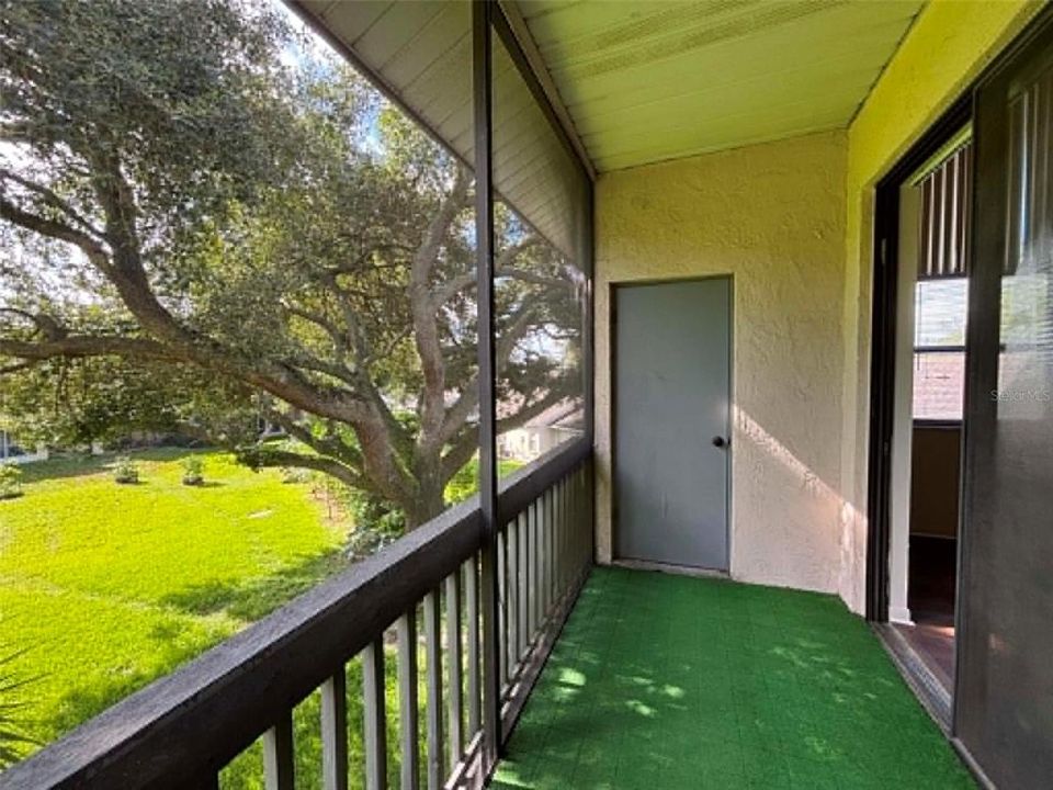 For Rent: $1,200 (1 beds, 1 baths, 666 Square Feet)
