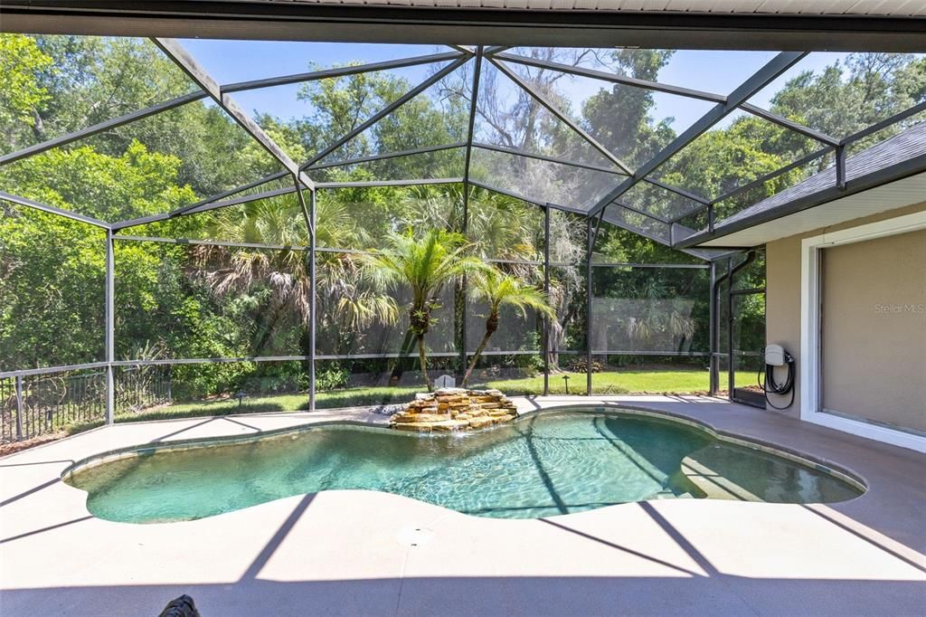 En Venta: $795,000 (4 camas, 4 baños, 2816 Pies cuadrados)