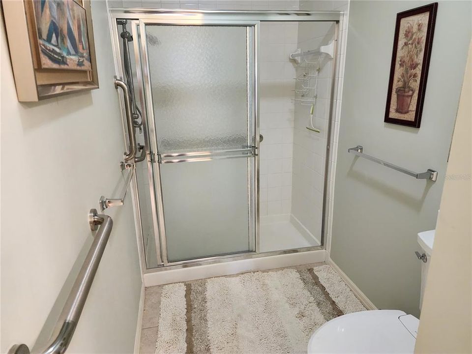 На продажу: $260,000 (2 спален, 2 ванн, 1190 Квадратных фут)