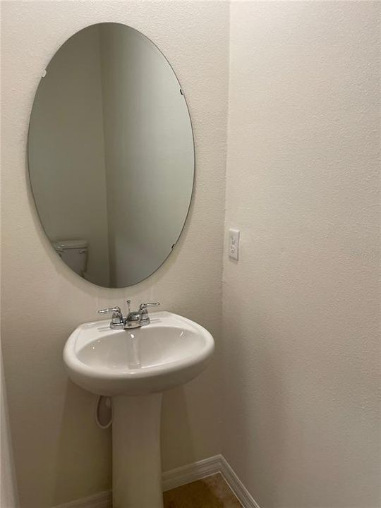 В аренду: $2,050 (3 спален, 2 ванн, 1673 Квадратных фут)