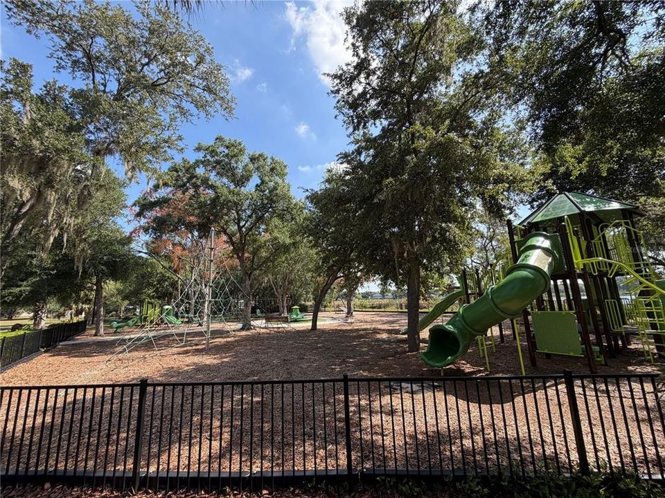 For Sale: $415,000 (4 beds, 2 baths, 1766 Square Feet)
