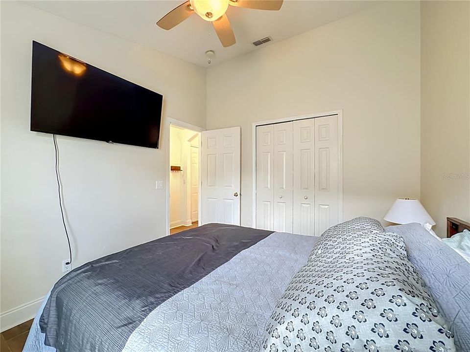 For Sale: $415,000 (4 beds, 2 baths, 1766 Square Feet)