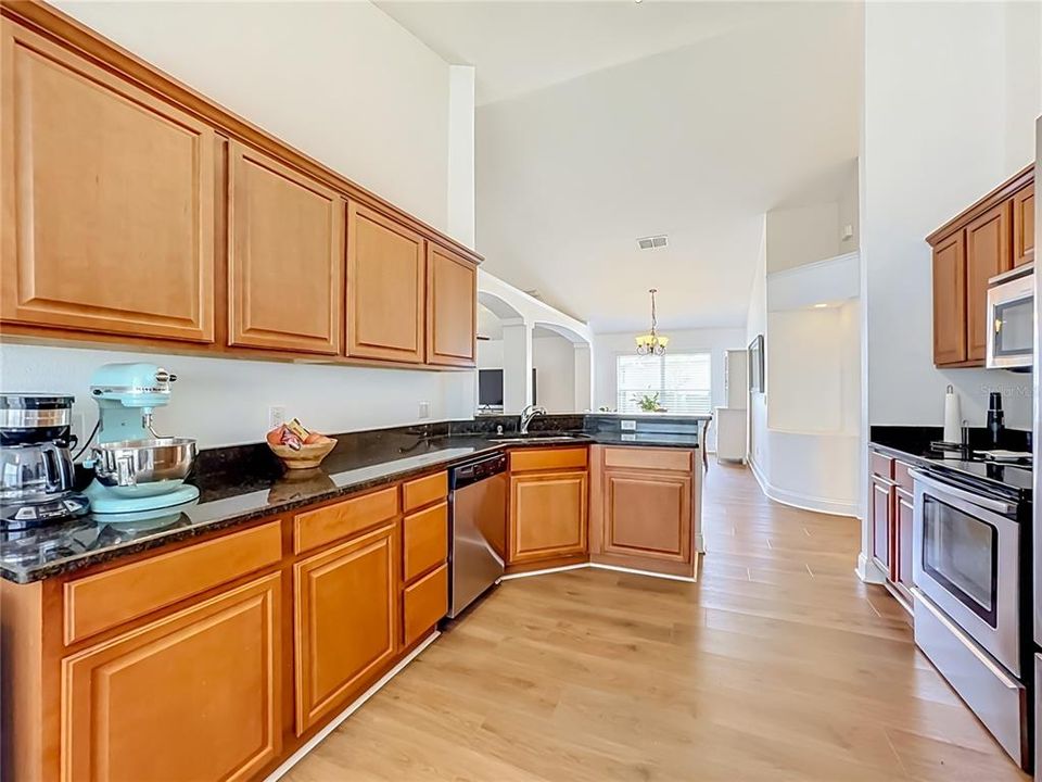 For Sale: $415,000 (4 beds, 2 baths, 1766 Square Feet)