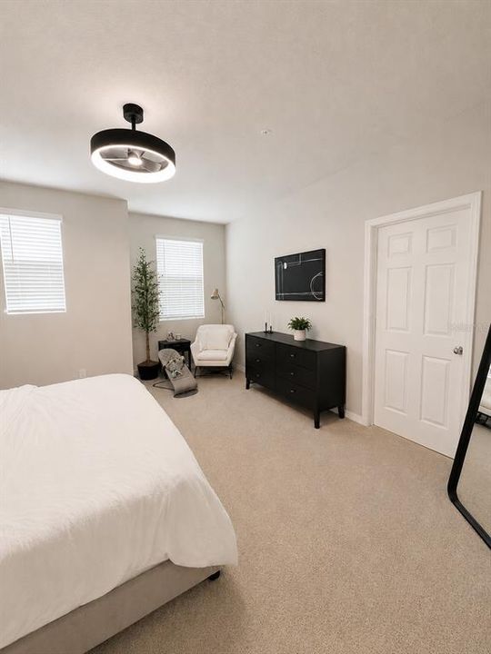 For Sale: $389,900 (3 beds, 2 baths, 1616 Square Feet)