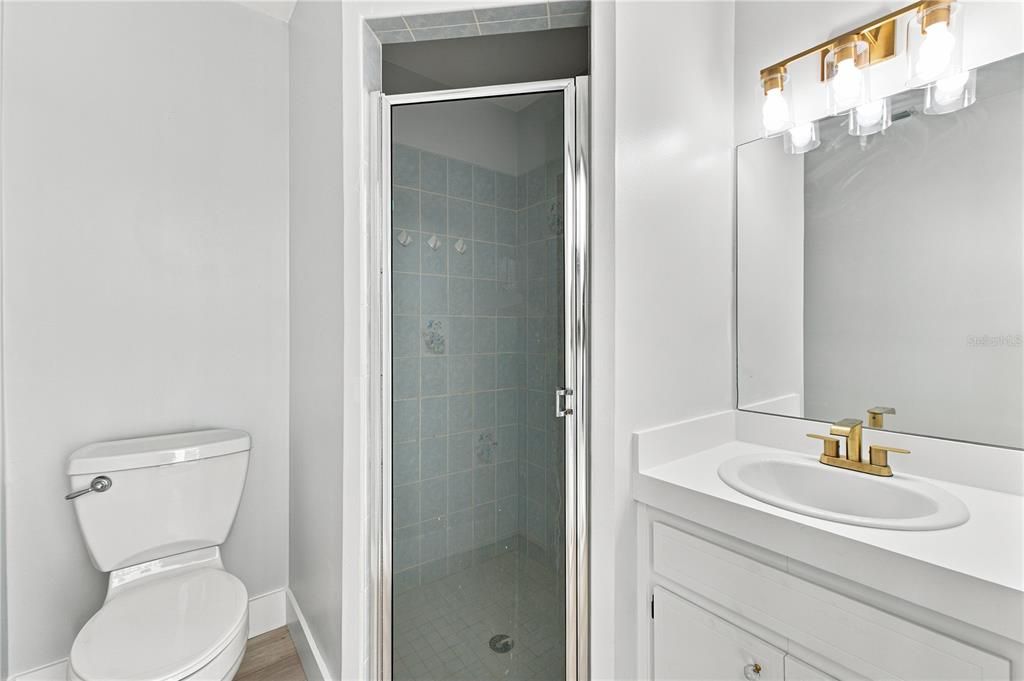 На продажу: $389,900 (4 спален, 3 ванн, 1836 Квадратных фут)