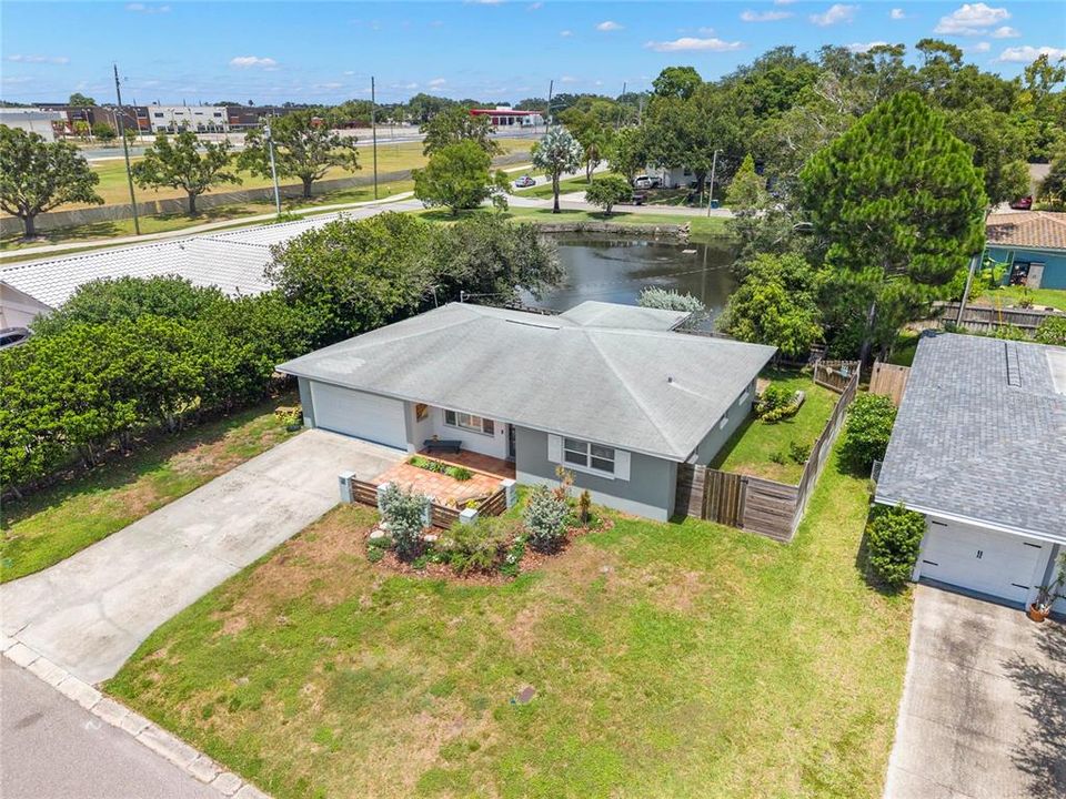 For Sale: $399,900 (2 beds, 1 baths, 1460 Square Feet)