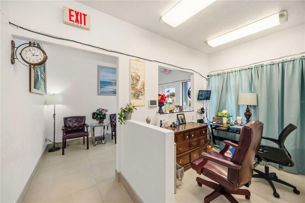 For Sale: $425,000 (0 beds, 0 baths, 1384 Square Feet)