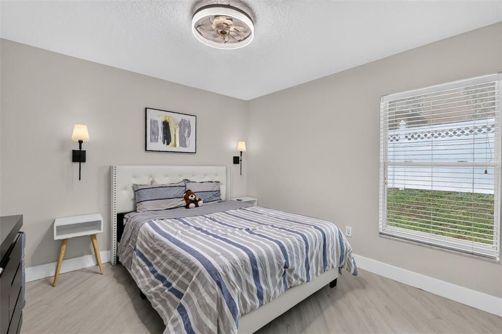 For Sale: $399,000 (3 beds, 2 baths, 1822 Square Feet)