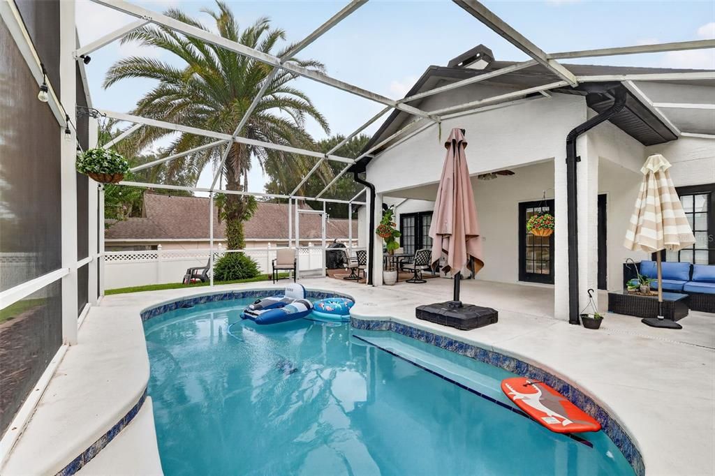 For Sale: $399,000 (3 beds, 2 baths, 1822 Square Feet)